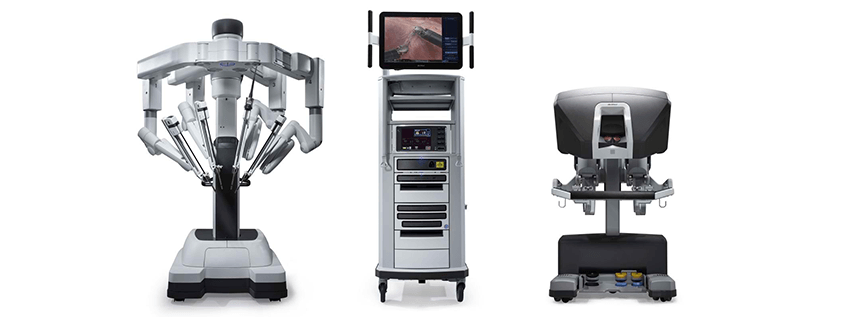 Robotic surgical system components displayed.